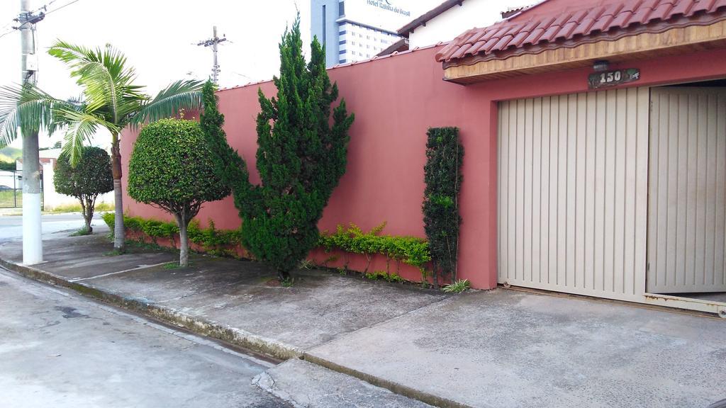 Pousada Nossa Casa Aparecida  Exterior photo